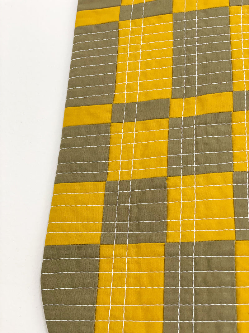 Check Wall Quilt Olive 3